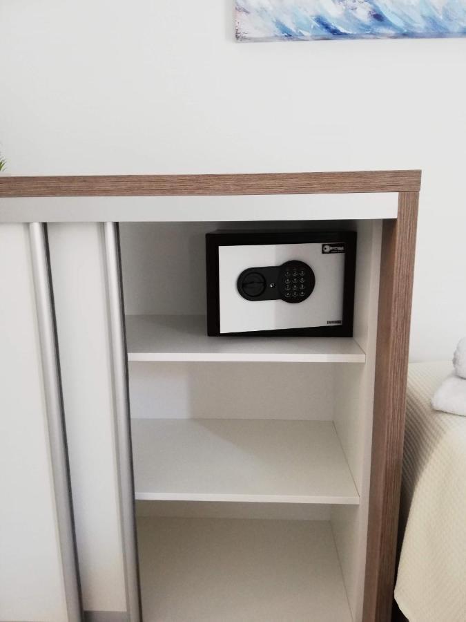 Apartments Sun Dance With Heated Pool Novalja Εξωτερικό φωτογραφία