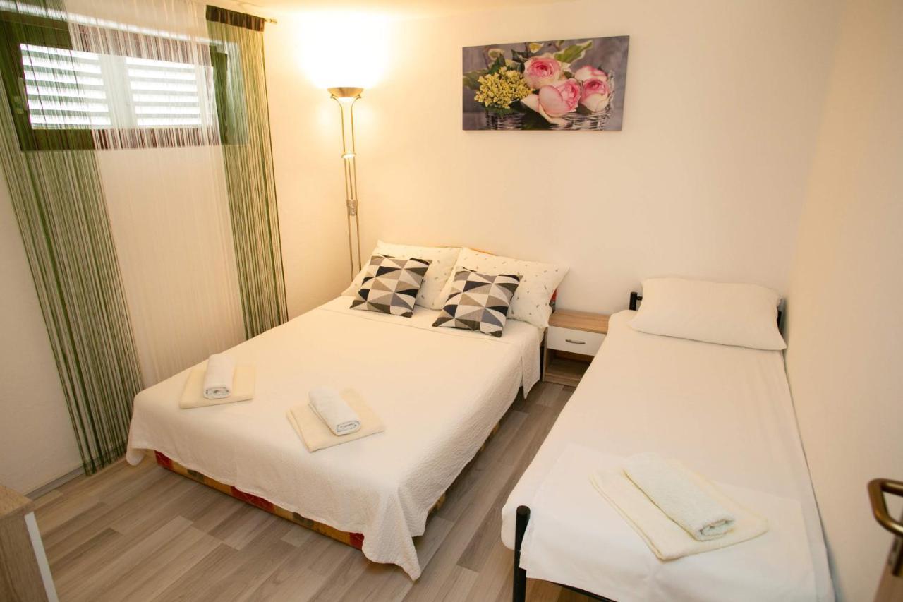 Apartments Sun Dance With Heated Pool Novalja Εξωτερικό φωτογραφία