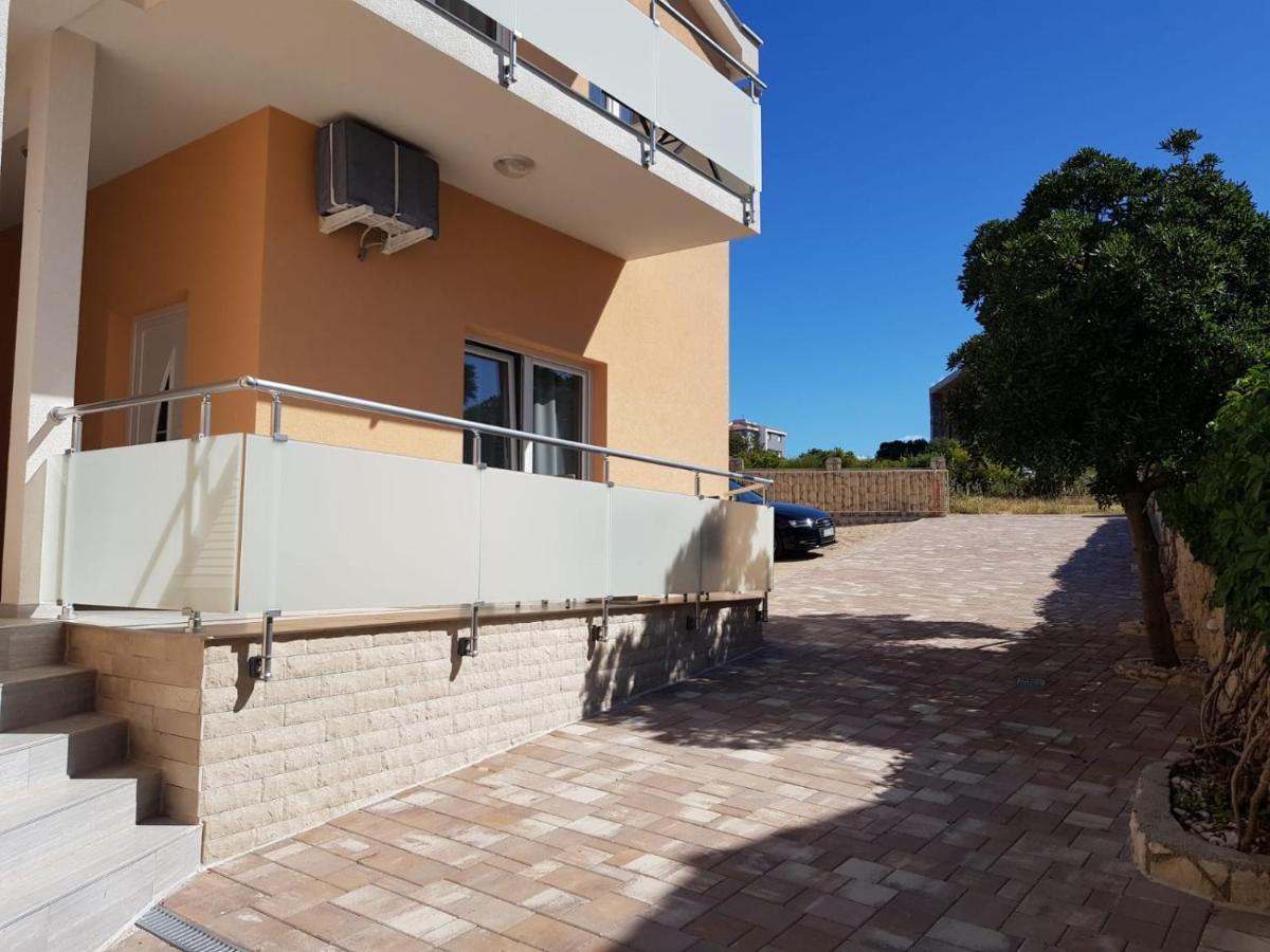 Apartments Sun Dance With Heated Pool Novalja Εξωτερικό φωτογραφία