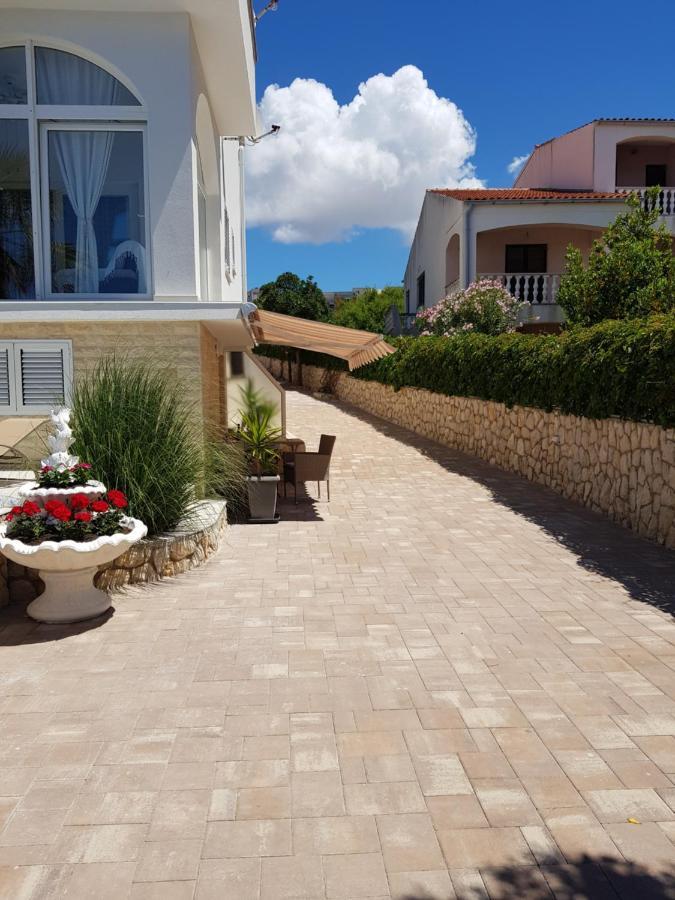 Apartments Sun Dance With Heated Pool Novalja Εξωτερικό φωτογραφία