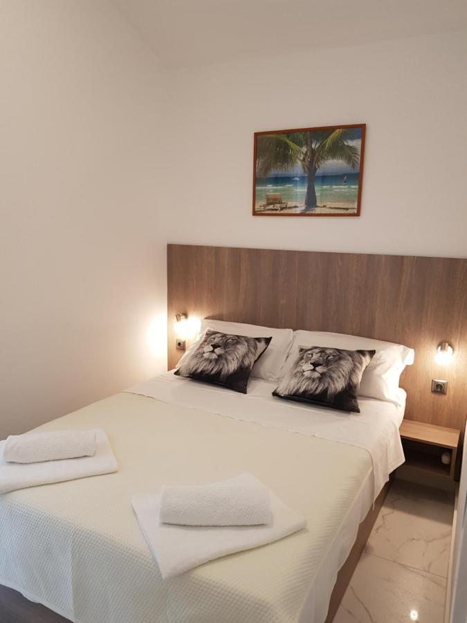 Apartments Sun Dance With Heated Pool Novalja Εξωτερικό φωτογραφία