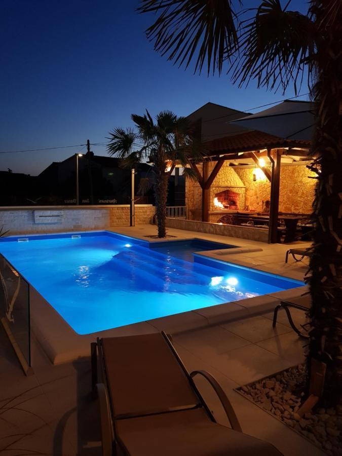 Apartments Sun Dance With Heated Pool Novalja Εξωτερικό φωτογραφία