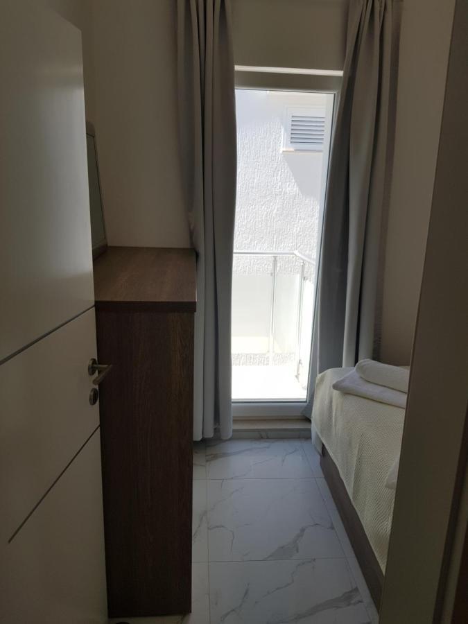 Apartments Sun Dance With Heated Pool Novalja Εξωτερικό φωτογραφία