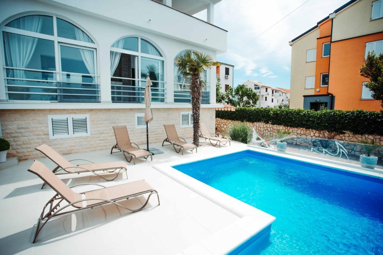 Apartments Sun Dance With Heated Pool Novalja Εξωτερικό φωτογραφία